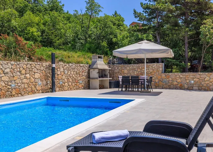 Villa Tres Corda In - Haus Fuer 4-6 Personen Dramalj