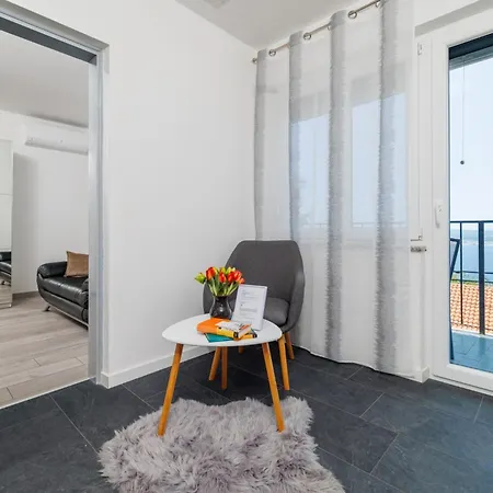 Tres Corda In - Haus Fuer 4-6 Personen 德拉马利