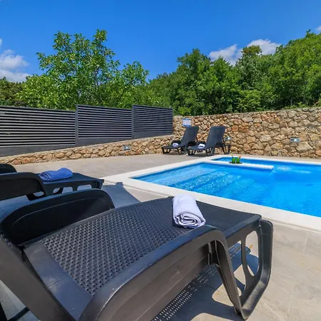 Tres Corda In - Haus Fuer 4-6 Personen